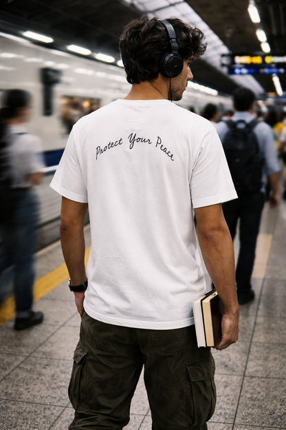 MOODY Essential T-Shirt