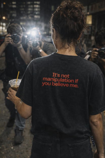 MOODY Unisex Basic T-Shirt