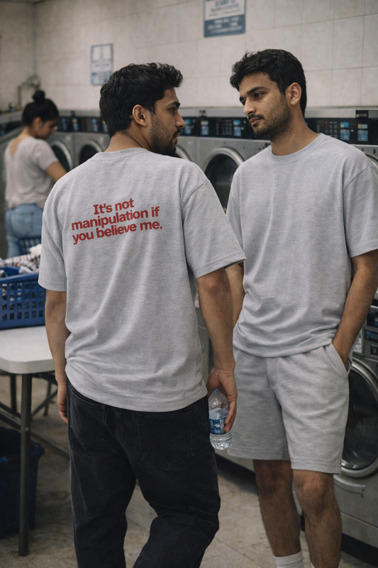 MOODY Unisex Basic T-Shirt
