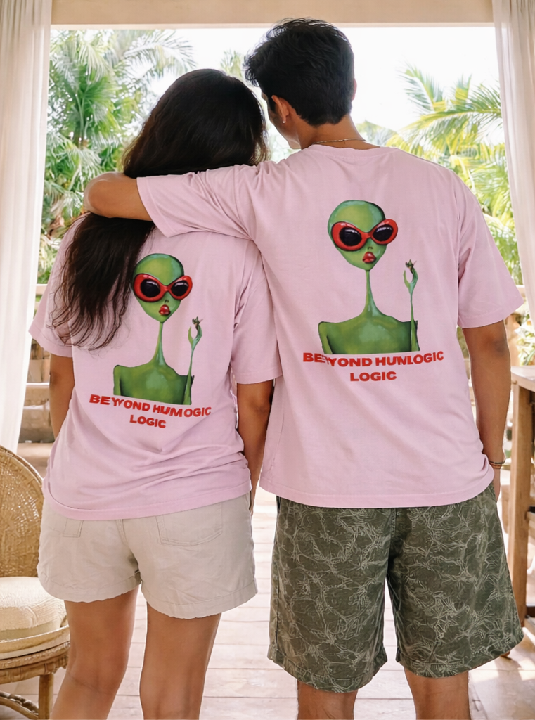 ALIEN Unisex Oversized T-Shirt