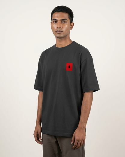 COCKROACH REVOLUTION Unisex Oversized T-Shirt
